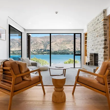 Lakeside Luxury